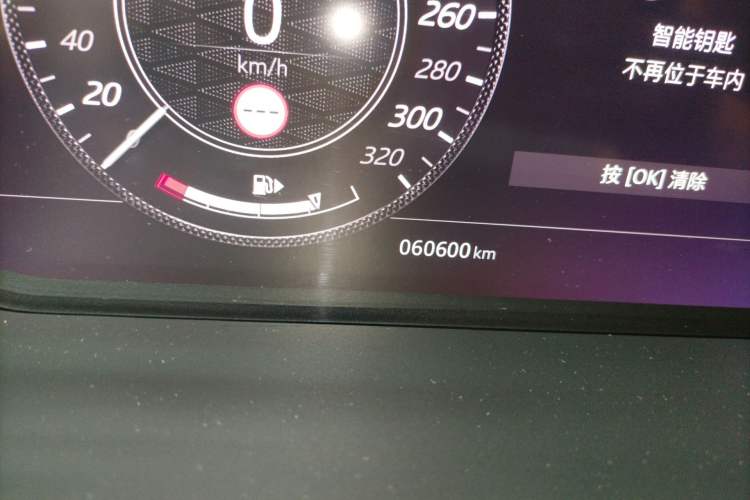 Used Land Rover Range Sport 2021 3.0 L6 YAO Black Edition Odometer Close Up