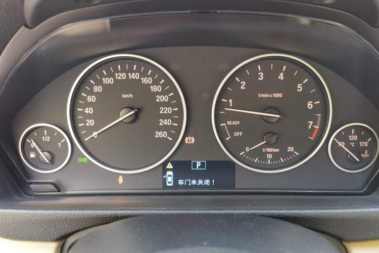 Used BMW 3 Series 2014 320Li Fashion Model
