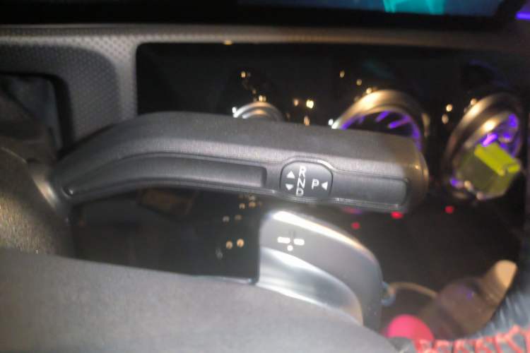 Used Mercedes-Benz CLA 2021 CLA 200 Shooting Brake Gear Lever