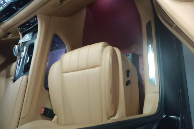 Used VOYAH Dream 2022 Low-Carbon Edition Home