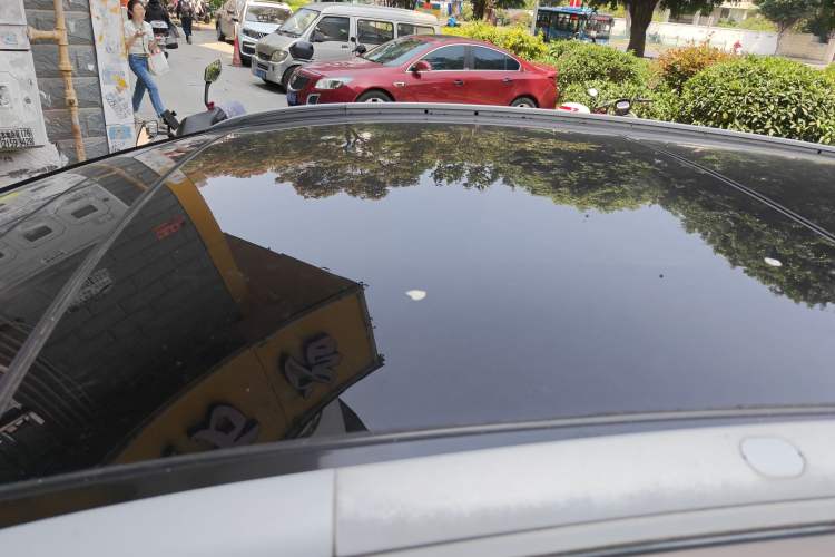 Used Kia Carens 2013 2.0L 7-Seater Automatic Standard Version China IV Standard Roof