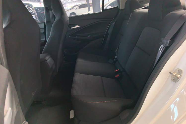 Used Chevrolet Cavalier 2019 325T Dual-Clutch Xinshang Edition Left Rear Seat