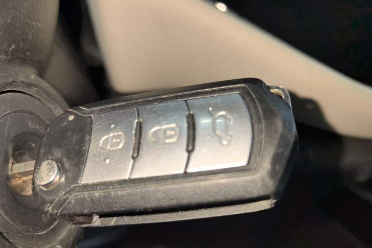 Used GAC Trumpchi M6 2019 270T DCT Elite Edition (7-seater) China VI