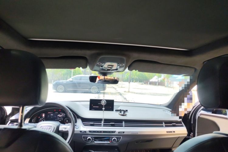 Used Audi Q7 2019 45 TFSI Comfort Model