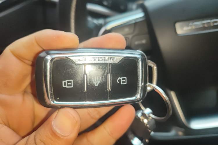 Used JETOUR X90 2019 1.5T DCT Smart Enjoyment Model 6 Seats China VI Standard
