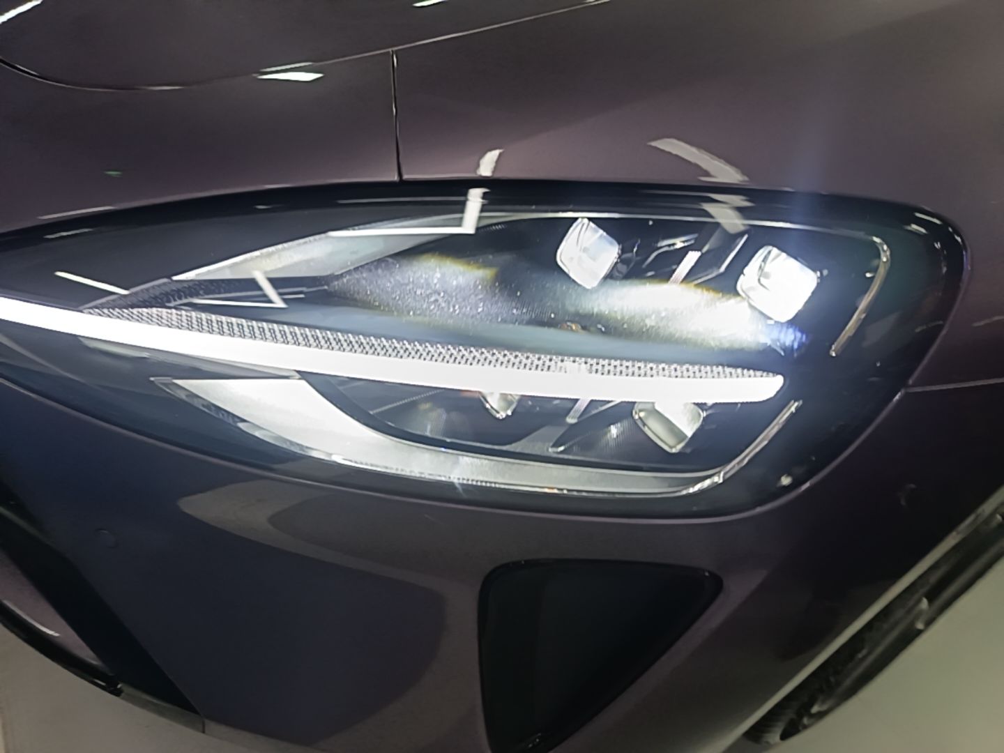 Xiaomi Auto SU7 2024 Four-Wheel Drive Ultra-Long Range Advanced Intelligent Driving Max Edition — снимка 8