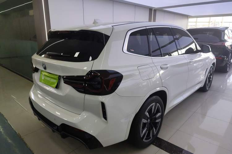 Used BMW iX3 2024 Leading Model
