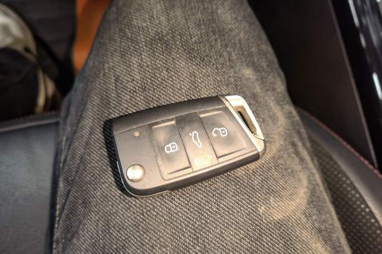 Used Volkswagen Tayron 2020 330TSI Two-Wheel Drive Luxury Smart Connectivity Version Interior 1