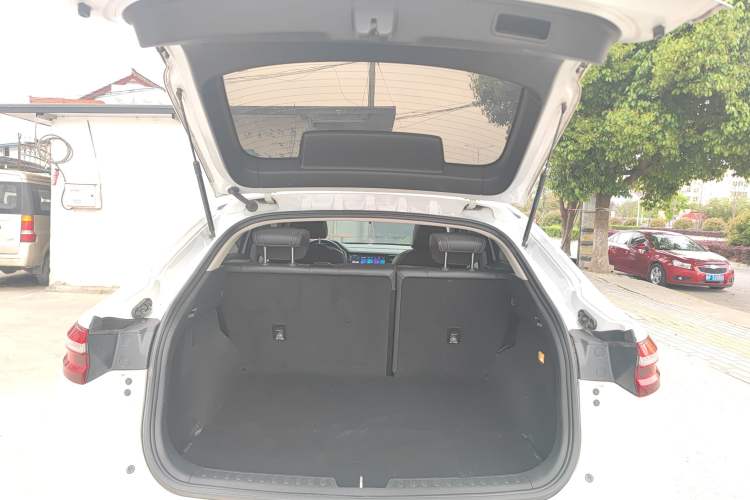 Used Haval F7x 2021 1.5T Two-Wheel Drive Smart & Trendy Edition Trunk