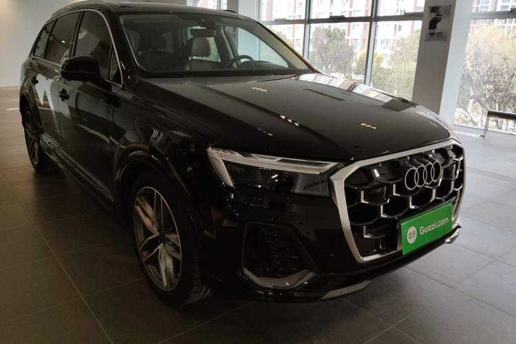 Used Audi Q7 2024 45 TFSI quattro S line Sport Edition