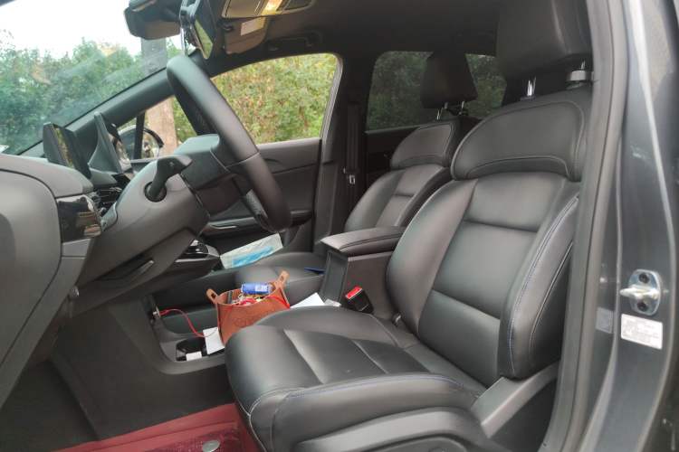 Used MG 4 EV 2023 415 km Range Sea-Faring Champion Edition
