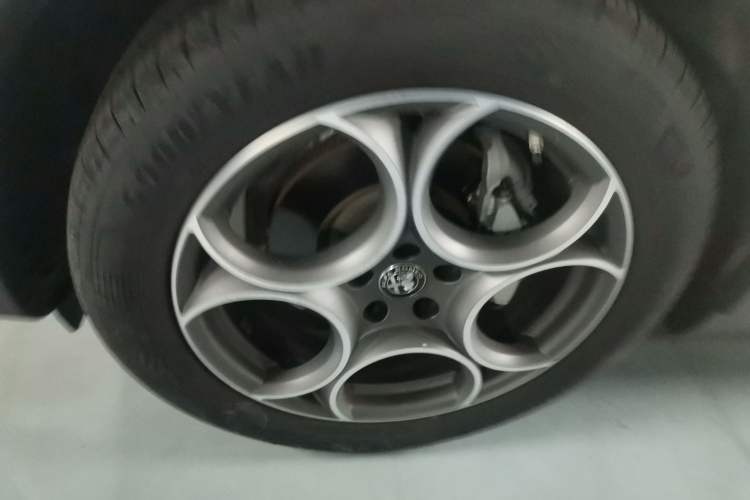 Used Alfa Romeo Stelvio 2020 2.0T 280HP Luxury Edition
