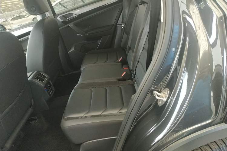 Used Volkswagen Tayron 2020 280TSI Two-Wheel Drive Luxury Connect Edition