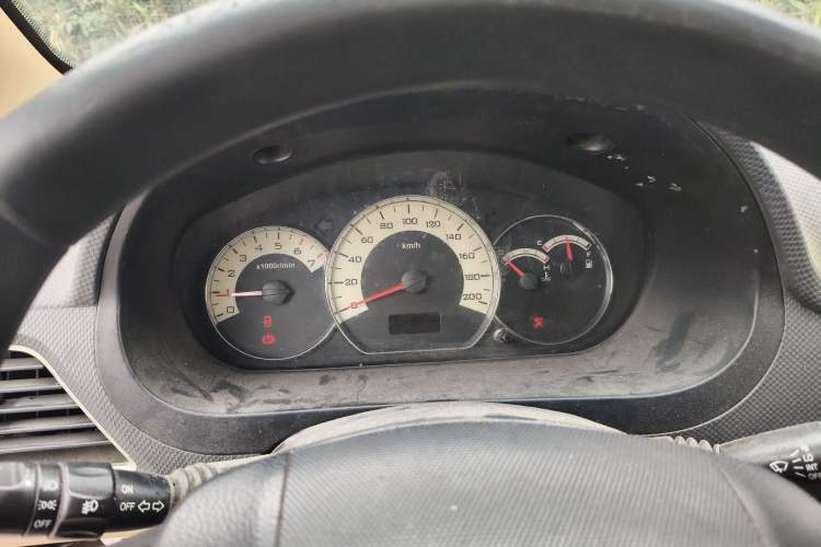 Used Wuling Hongguang 2014 1.2L S Comfort Model China IV