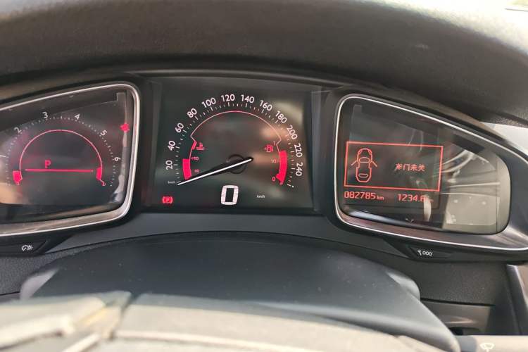 Used DS 5 2014 1.6T Elegant Version THP160 Instrument Cluster