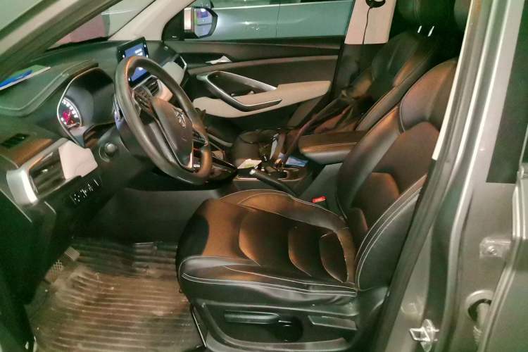 Used Baojun 530 2018 1.8L Automatic Luxury Version China V