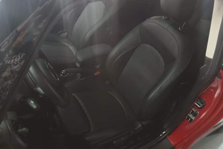 Used MINI MINI 2023 2.0T COOPER S Artist