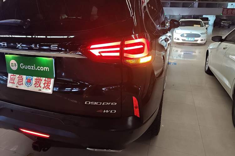 Used SAIC MAXUS D90 Pro 2021 2.0T Gasoline 4x4 Luxury Edition 7-Seater