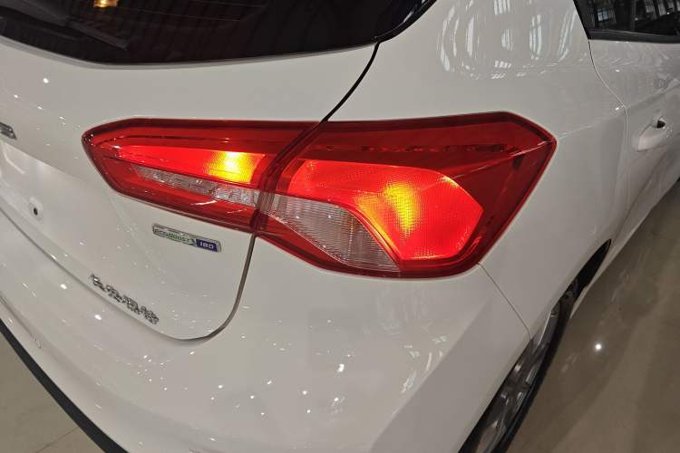 Used Ford Focus Active 2021 EcoBoost 180 Automatic Trendy Model