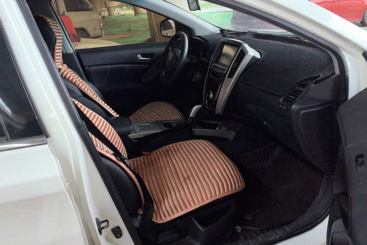 Used Luxgen U6 SUV 2017 1.8T Tech Value Model