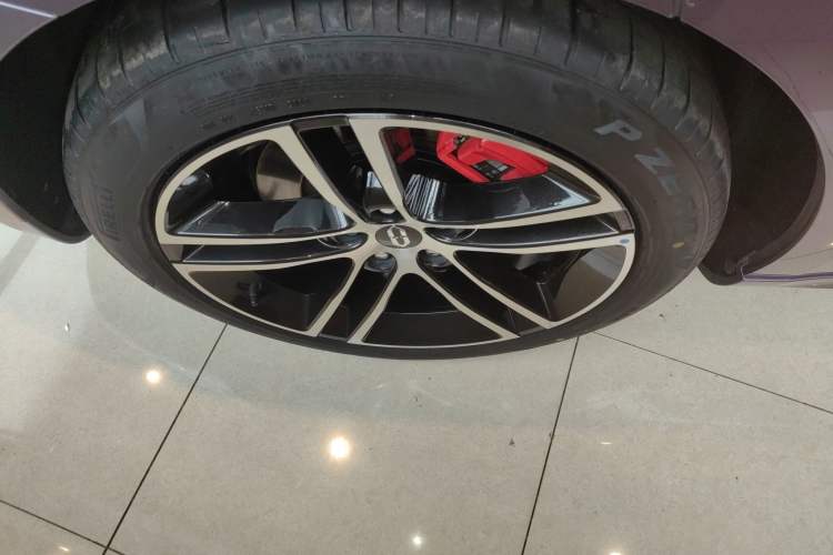 Used Hima AITO M5 2025 Extended-Range Ultra All-Wheel-Drive Version
