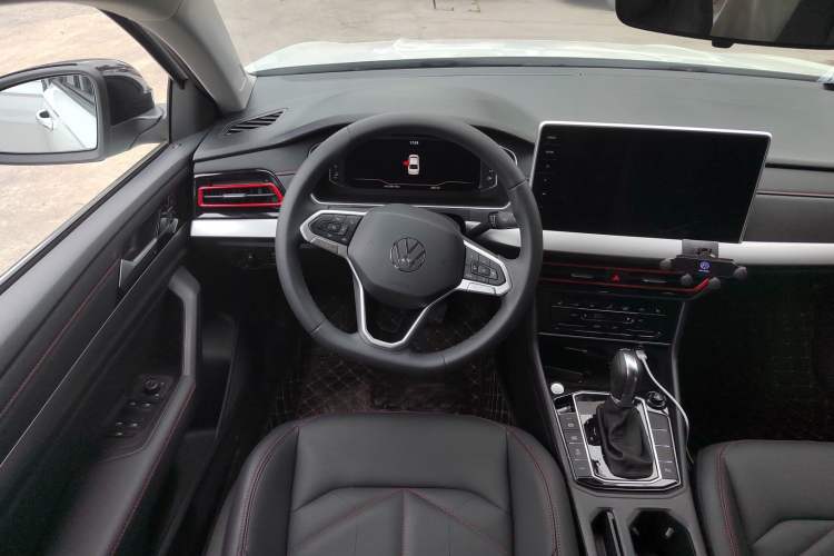 Used Volkswagen Lavida 2024 300TSI DSG Starry Sky Leading Edition
