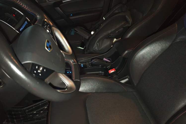 Used Geely Auto Emgrand 2015 Sedan 1.5L CVT Upward Version