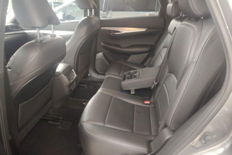 Used Infiniti QX50 2020 2.0T Two-Wheel Drive Fashion Edition Left Rear Seat