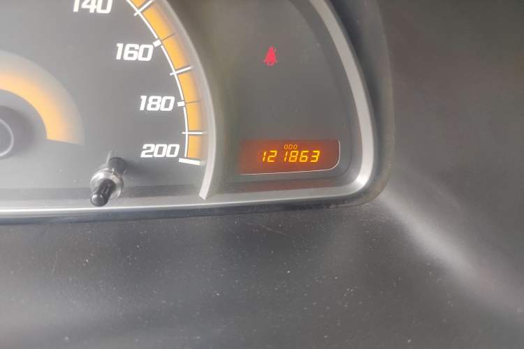 Used Chevrolet Sail 2013 Sedan 1.2L Manual Fashionable Happiness Edition Odometer Close Up