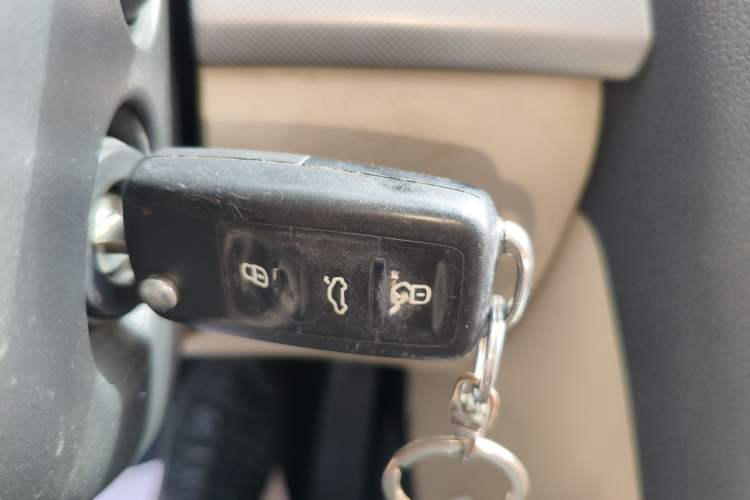 Used Skoda Octavia 2015 Classic Model 1.6L Automatic Yijie Version
