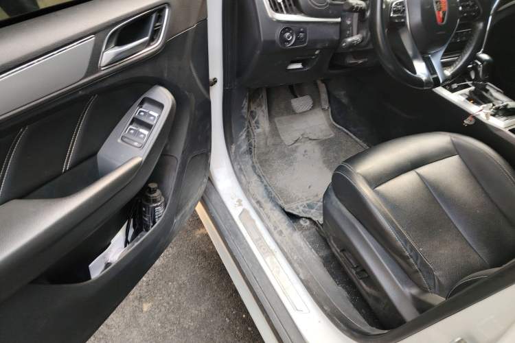 Used Roewe RX5 2018 20T Two-Wheel Drive Automatic Flagship Edition