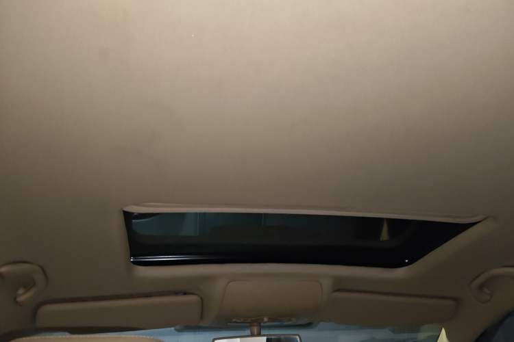 Used Volkswagen Touran 2008 1.8T ZhiZun Edition Automatic 5-Seater Headliner