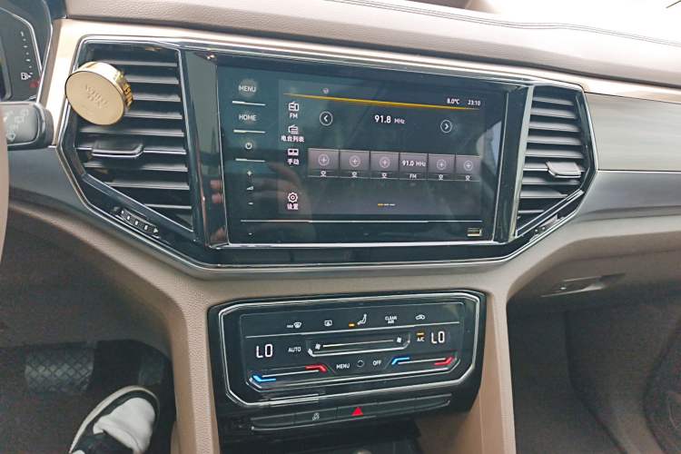 Used Volkswagen Viloran 2020 330TSI Business Edition
