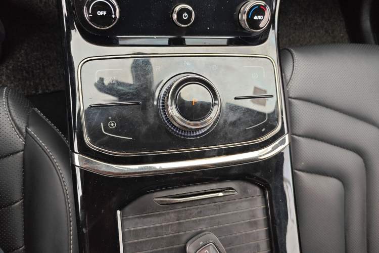 Used NETA U 2021 Pro 400 Industry Custom Edition Gear Lever