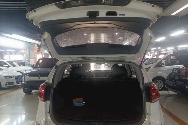 Used Kia Sportage R 2015 2.0L Automatic Two-Wheel Drive GLS
