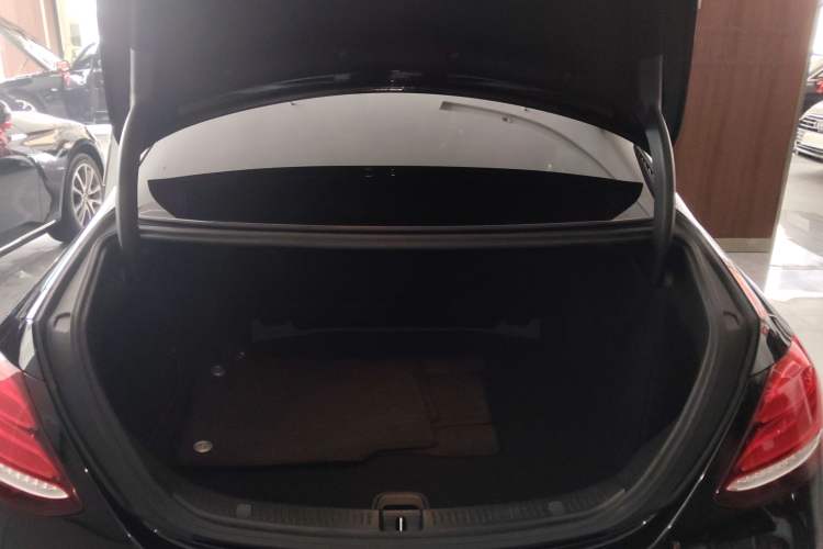 Used Mercedes-Benz E-Class 2018 E 200 L Sport Edition
