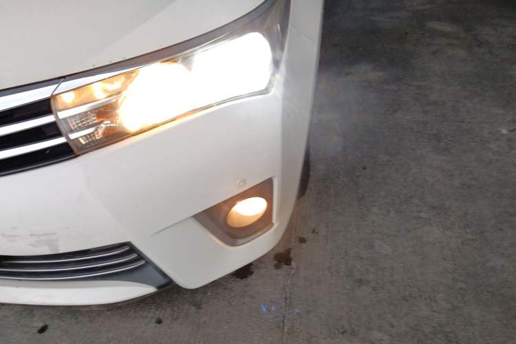 Used Toyota Corolla 2017 1.2T CVT GL-i
