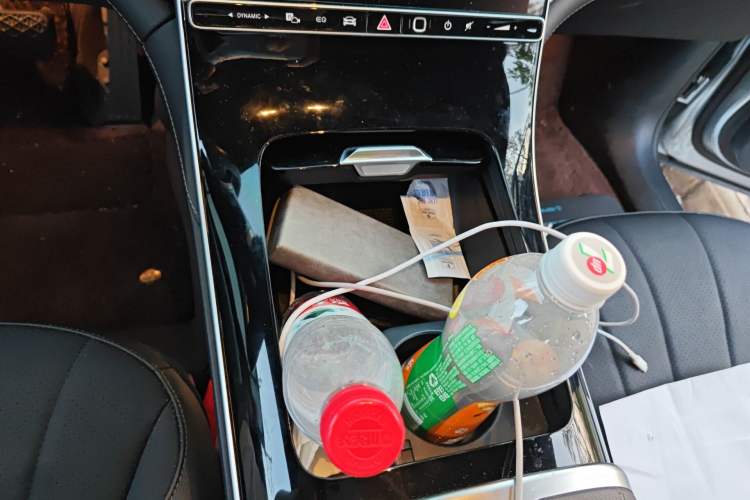 Used Mercedes-Benz EQE SUV 2023 350 4MATIC Luxury Edition Gear Lever