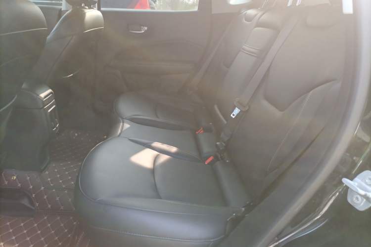 Used Jeep Compass 2017 200T Automatic Family Edition