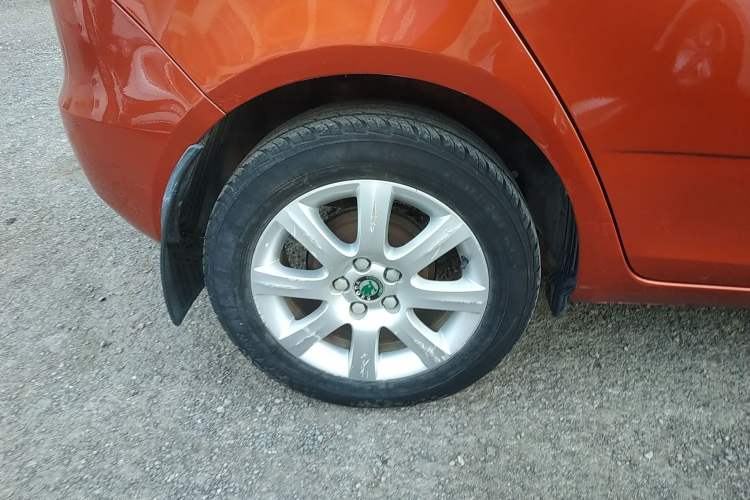 Used Skoda Fabia 2011 1.4L Automatic Crystal Edition