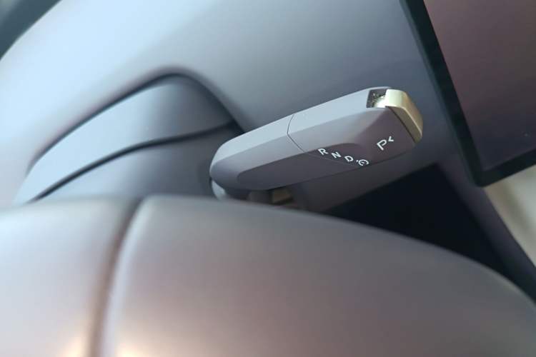 Used Avatr 12 2024 Updated Version 700 Three-Laser Rear-Wheel Drive Luxury Edition Gear Lever