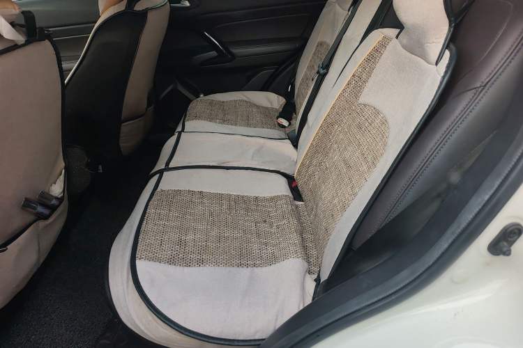 Used GAC Trumpchi GS4 2018 235T Manual Two-Wheel Drive Elite Edition Left Rear Seat