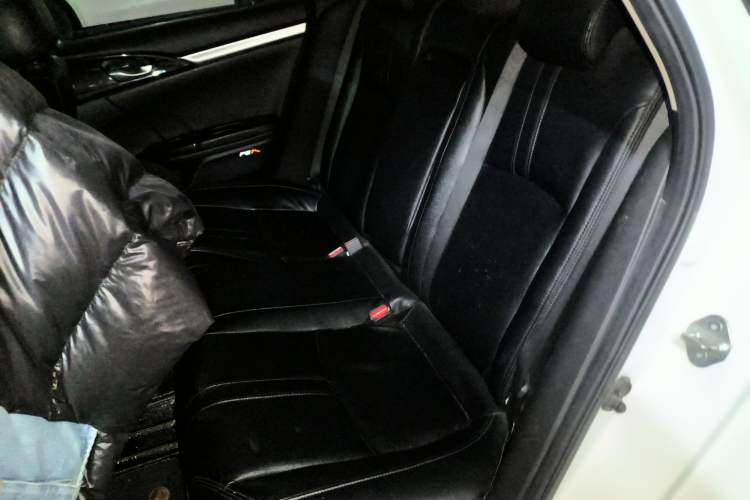 Used Honda Civic 2019 220TURBO CVT Dynamic Edition China V Left Rear Seat