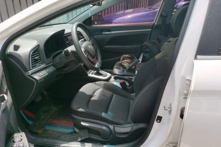 Used Hyundai Elantra (6th Generation / Lingdong) 2016 1.6L Automatic ZhiXuan – Elite Version Left Front Seat