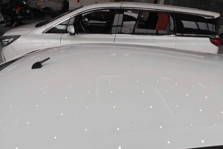 Used CHANGAN Benni 2015 1.4L IMT Luxury Model China IV Roof