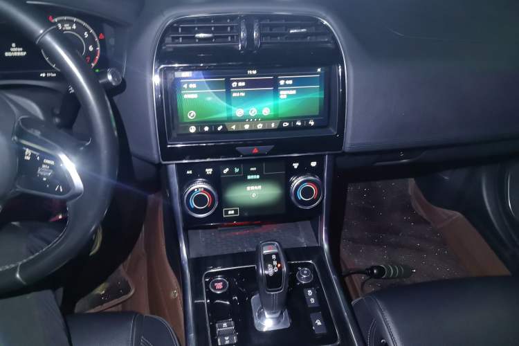 Used Jaguar XEL 2020 2.0T 250 PS SE Tech-Elegant Edition