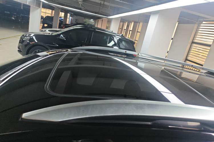 Used Chevrolet Equinox 2021 535T Yujie Edition Roof