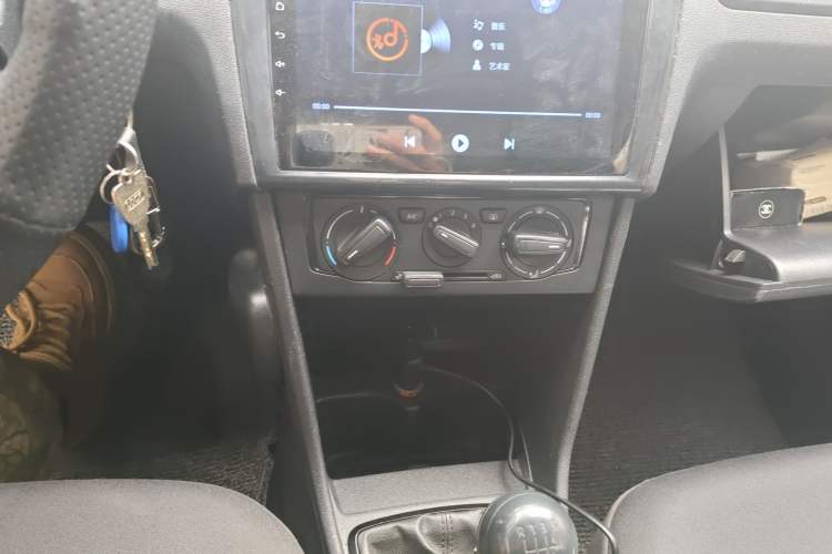 Used Volkswagen Jetta 2015 Value Edition 1.6L Manual Fashionable Style