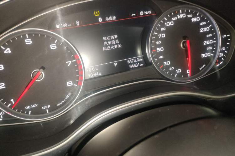 Used Audi A7 2018 40 TFSI Ambition Edition Odometer Close Up