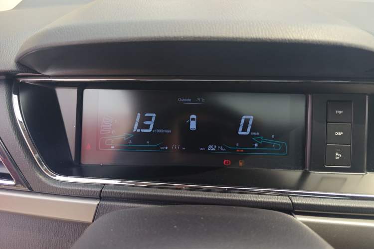 Used CHANGAN KAICHENG Oushang A600 2016 1.5L Manual Luxury 7-Seater Instrument Cluster